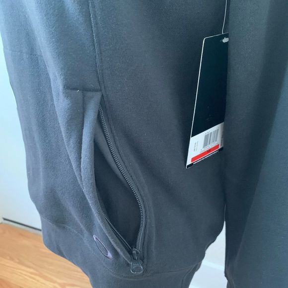 Oakley Grits Hoodie - Picture 8 of 9